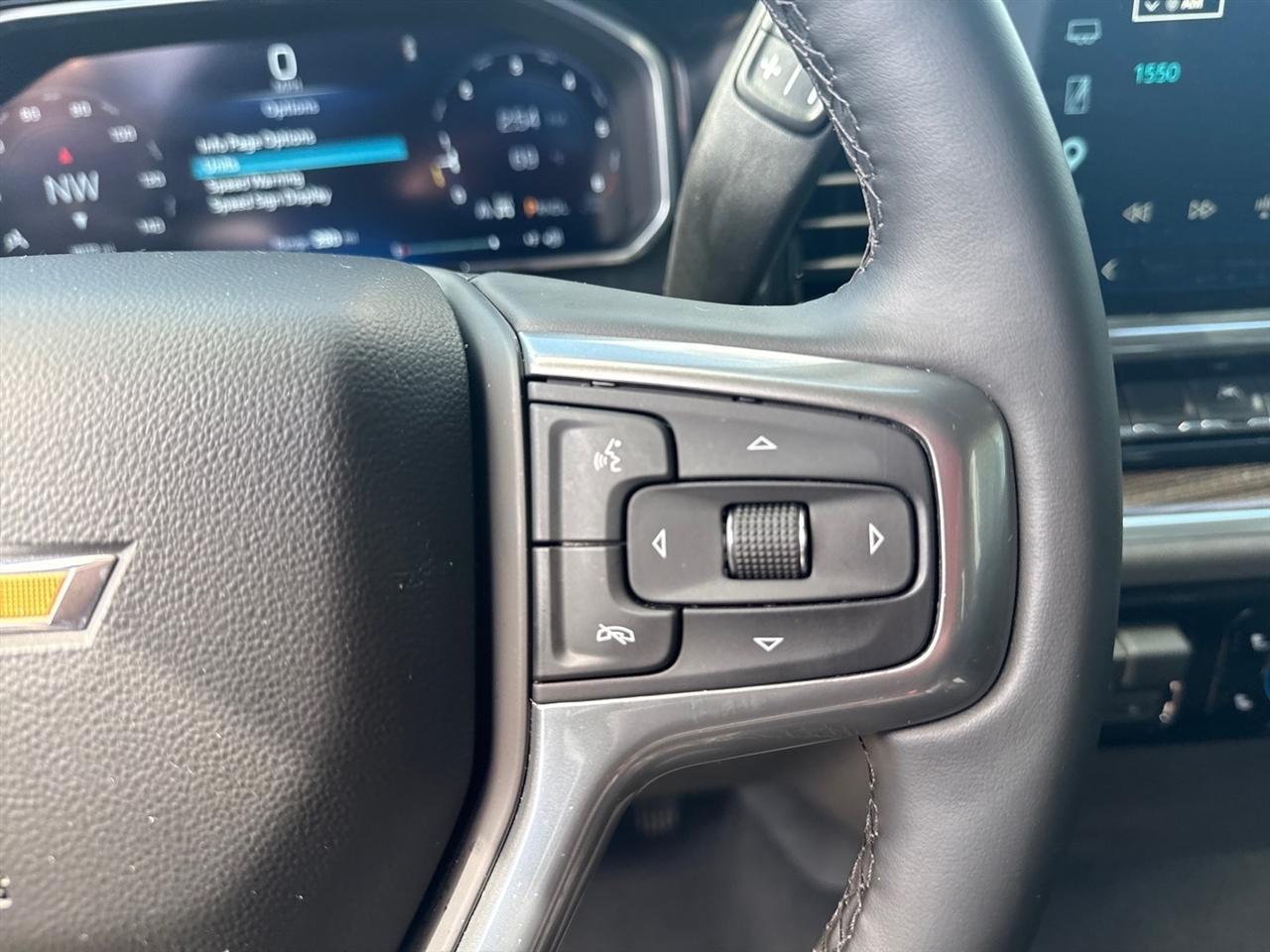 Chevrolet Silverado 1500 LT Crew Cab 4WD 2026