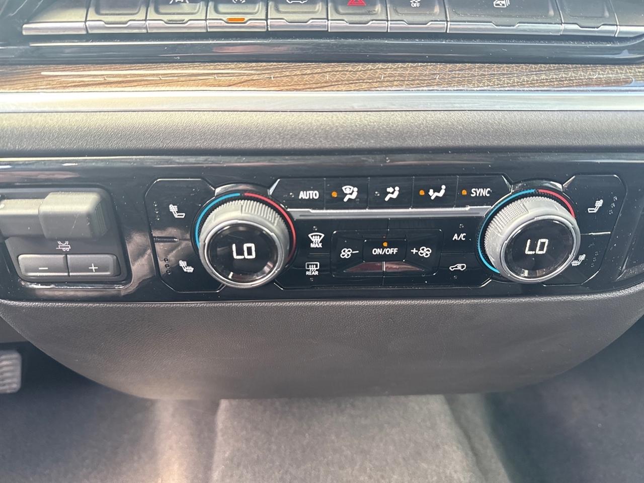 Chevrolet Silverado 1500 LT Crew Cab 4WD 2026