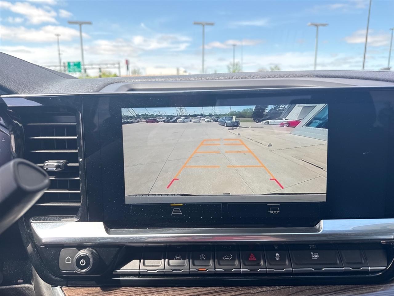 Chevrolet Silverado 1500 LT Crew Cab 4WD 2026
