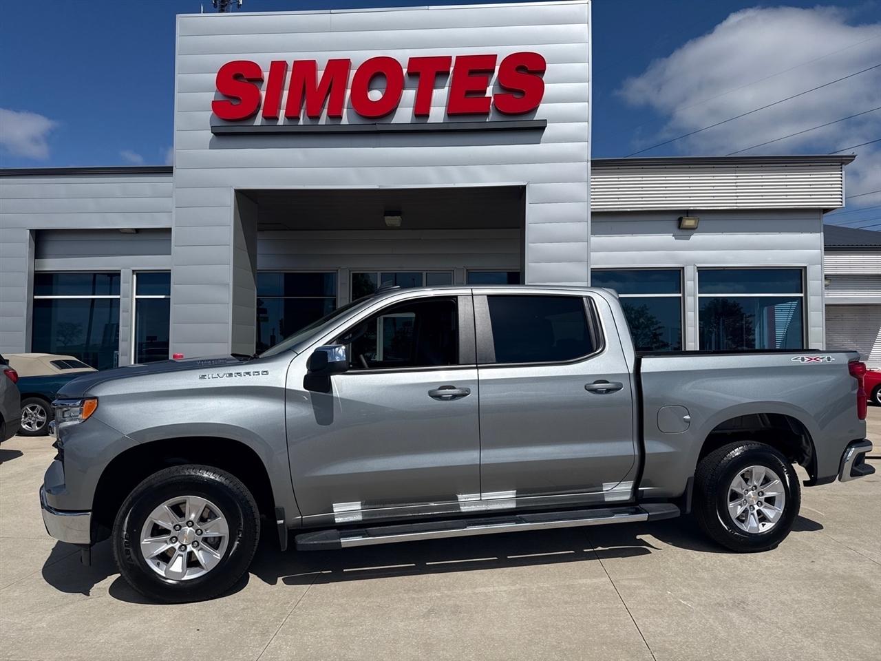 2026 Chevrolet Silverado 1500 LT Crew Cab 4WD