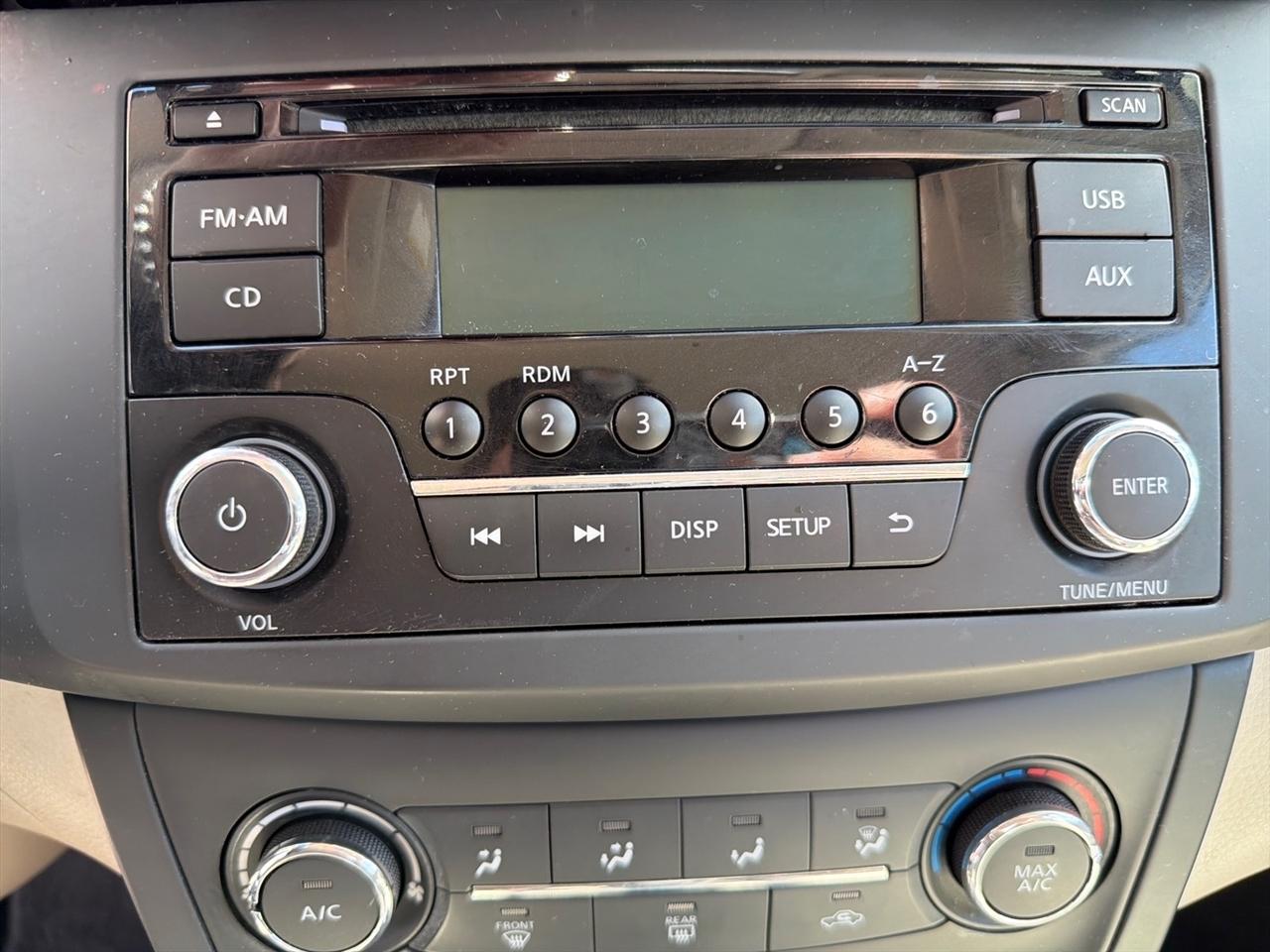 Nissan Sentra SL 2016