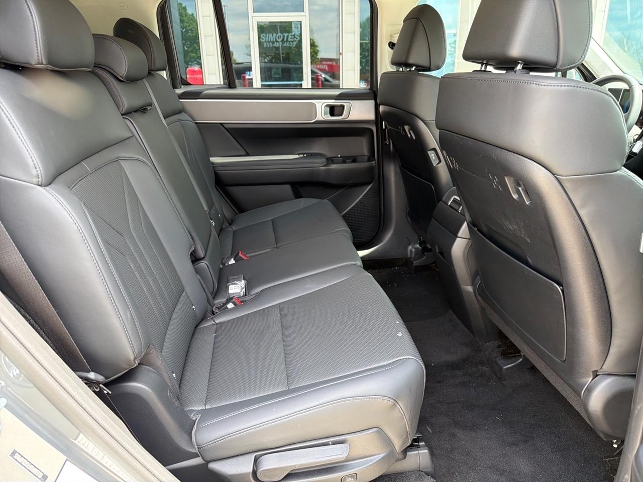 Hyundai Santa Fe SEL AWD 2026