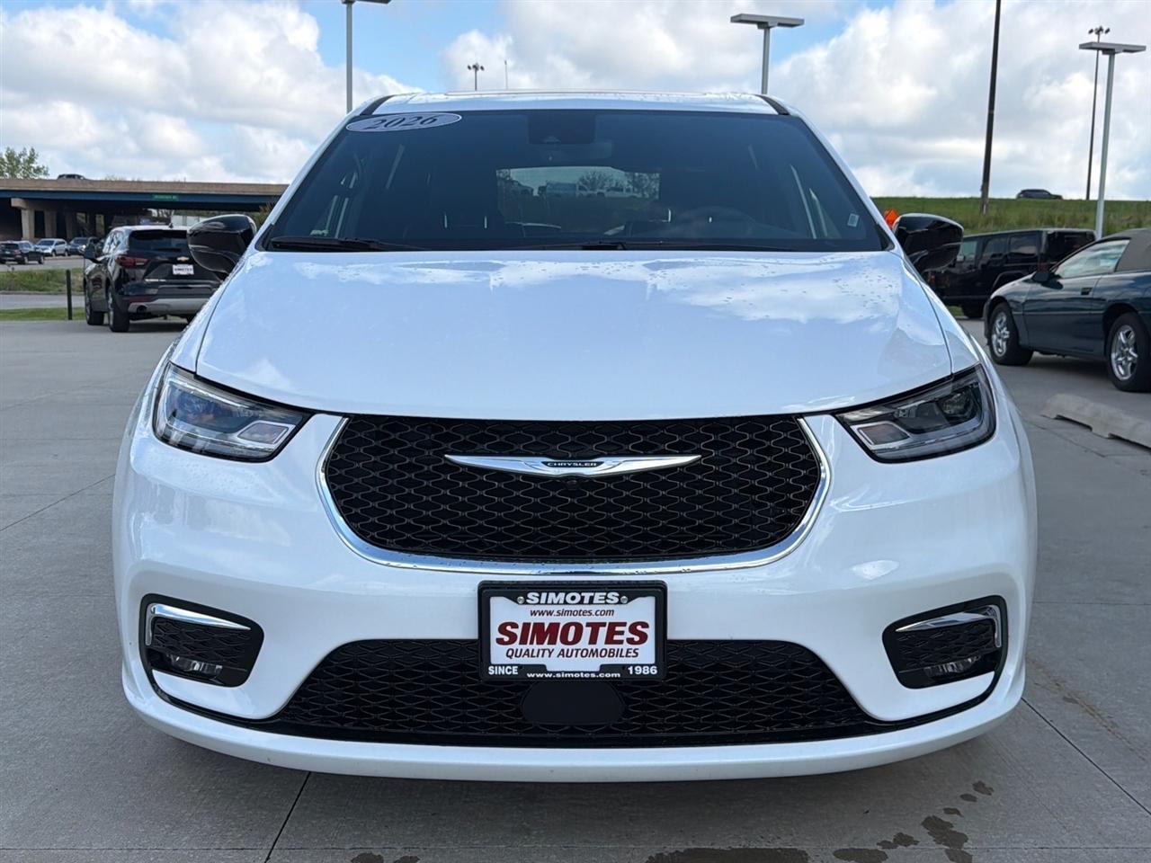 Chrysler Pacifica Limited 2026