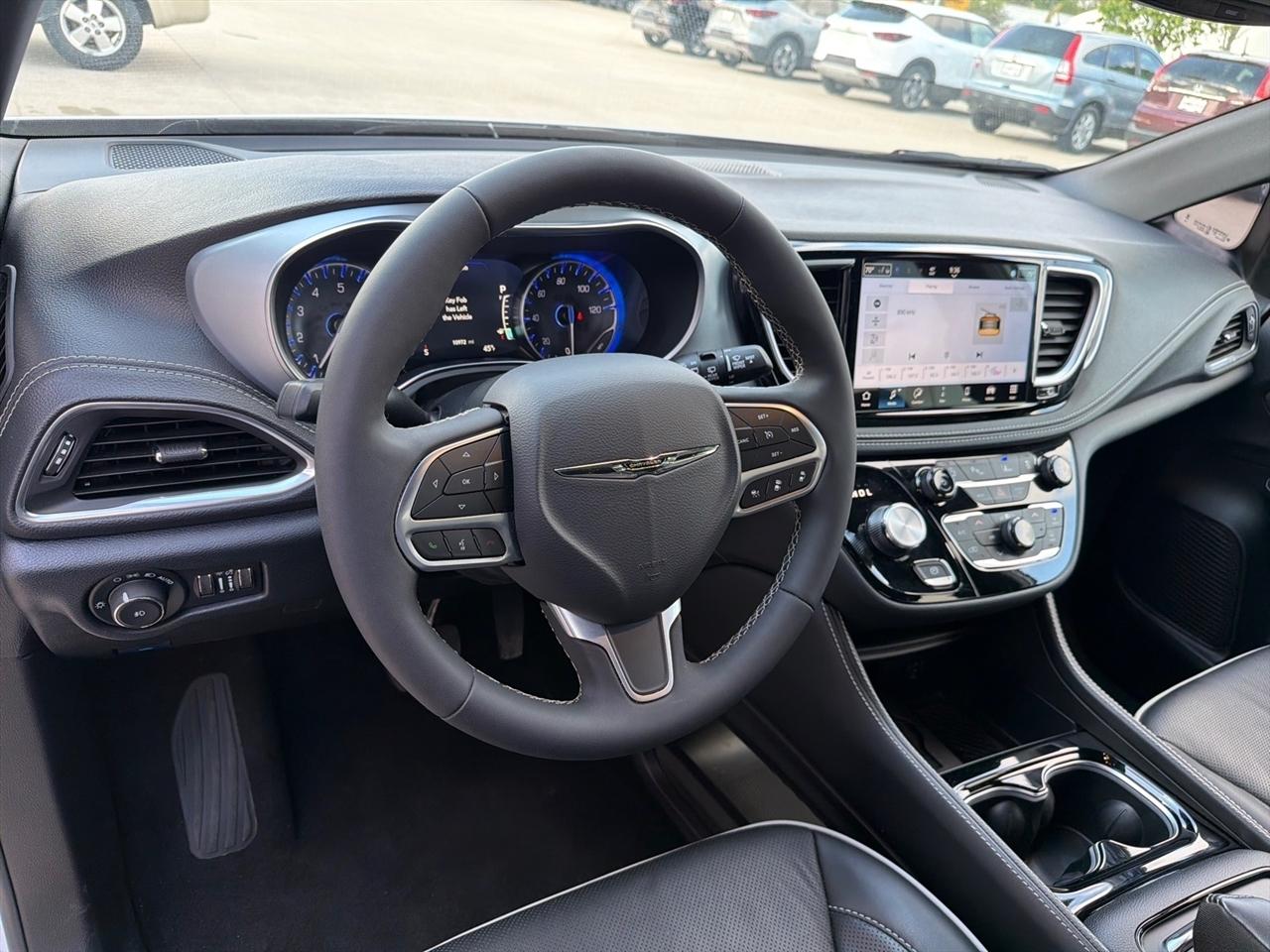 Chrysler Pacifica Limited 2026