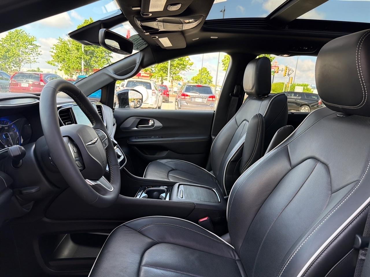 Chrysler Pacifica Limited 2026