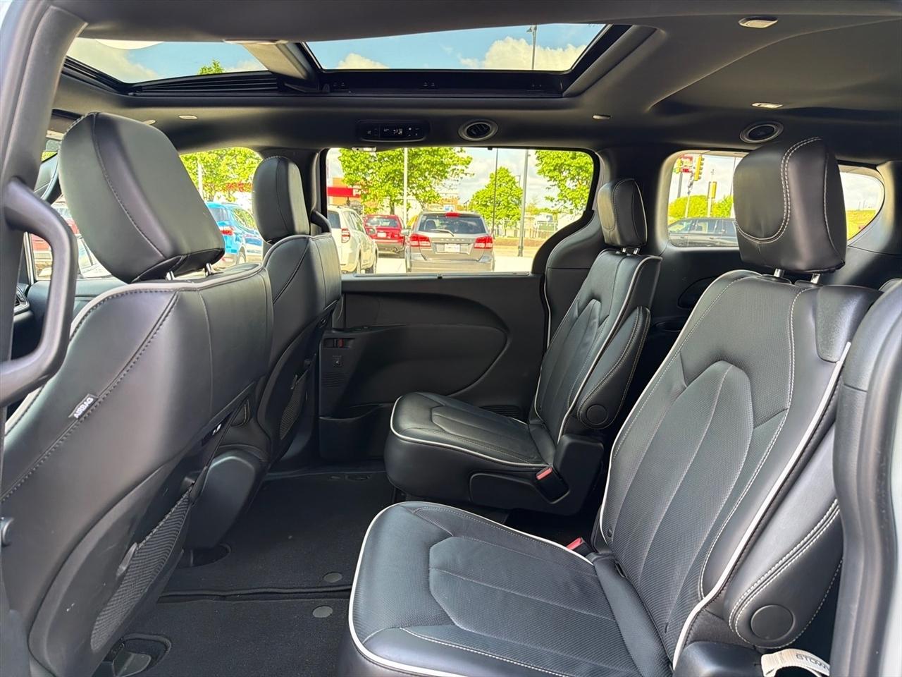 Chrysler Pacifica Limited 2026