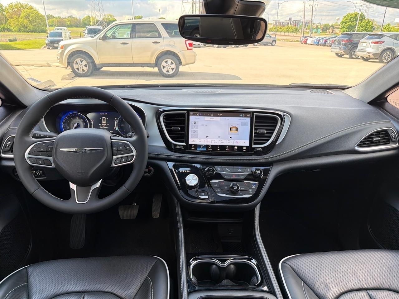 Chrysler Pacifica Limited 2026