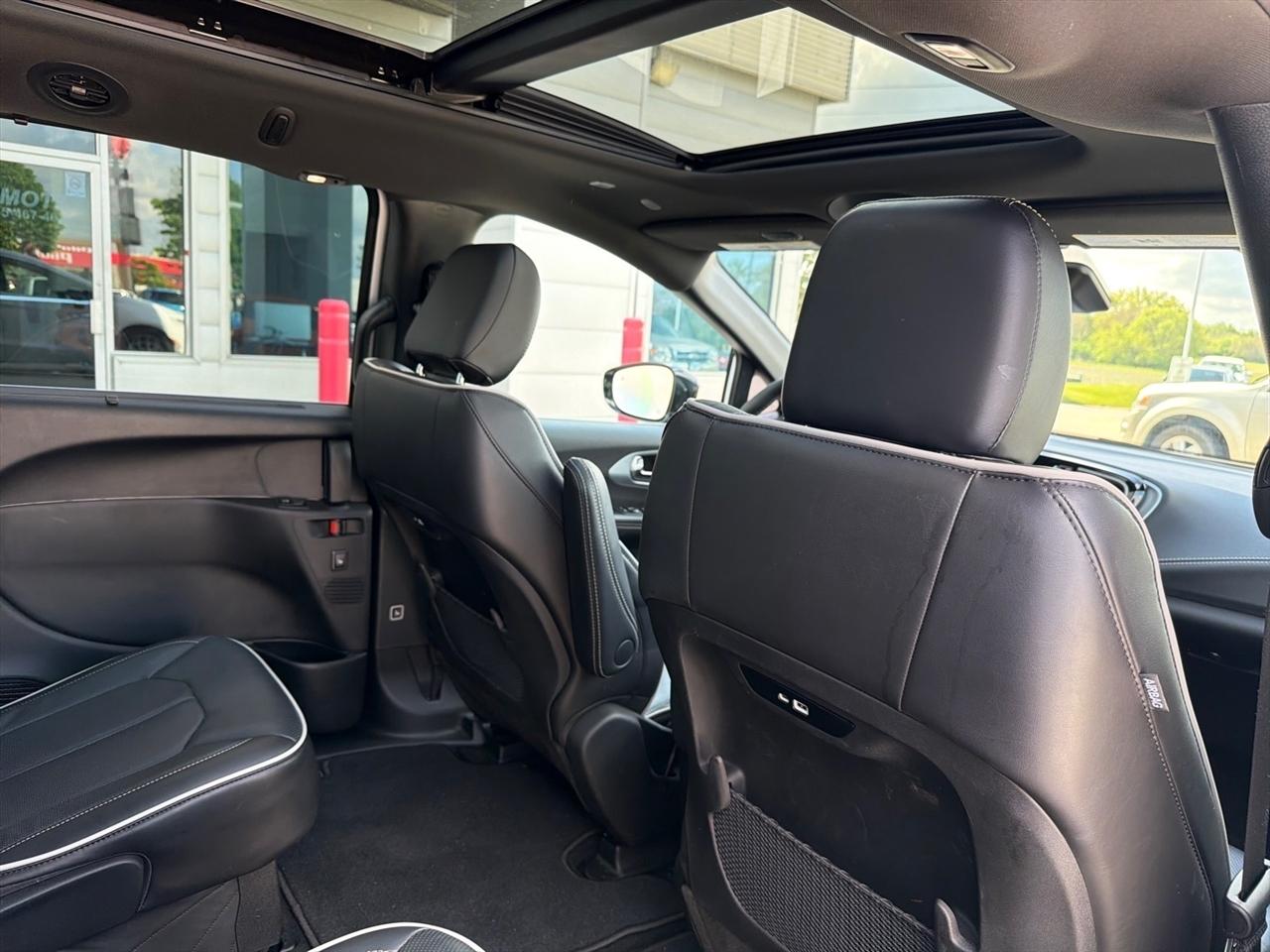 Chrysler Pacifica Limited 2026