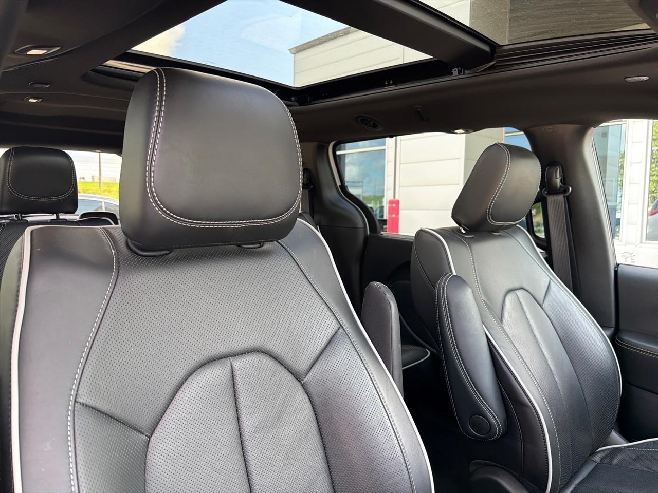 Chrysler Pacifica Limited 2026