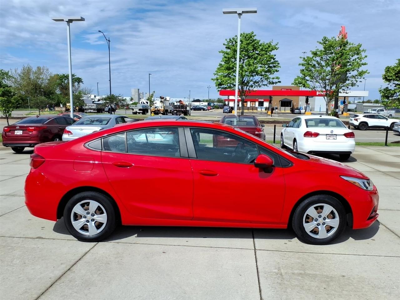 Chevrolet Cruze LS Auto 2018