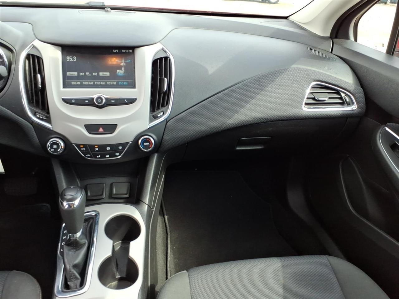 Chevrolet Cruze LS Auto 2018