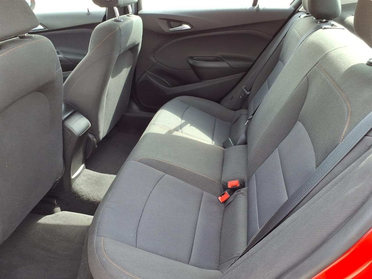 Chevrolet Cruze LS Auto 2018