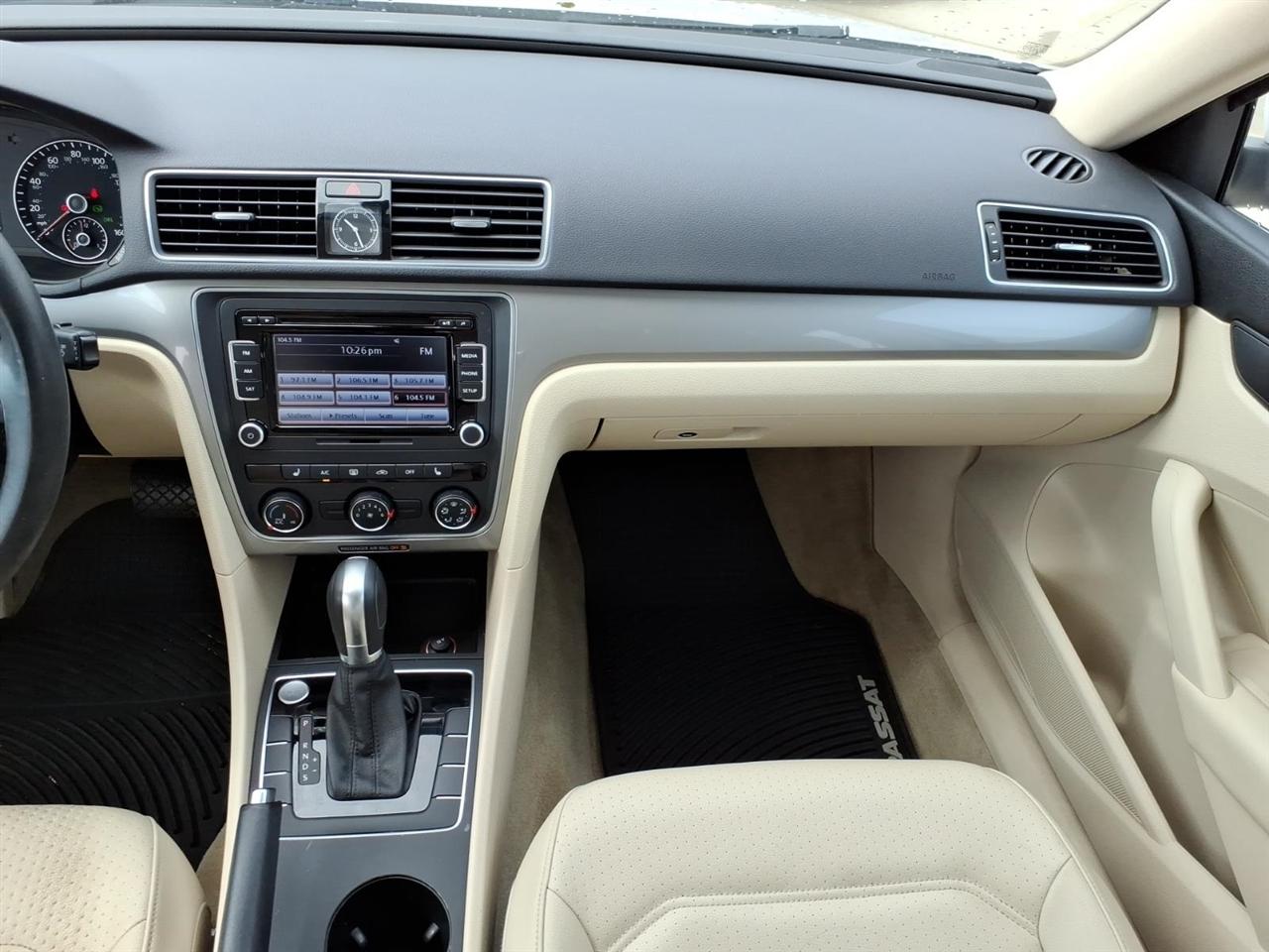 Volkswagen Passat Sport 5M 2015