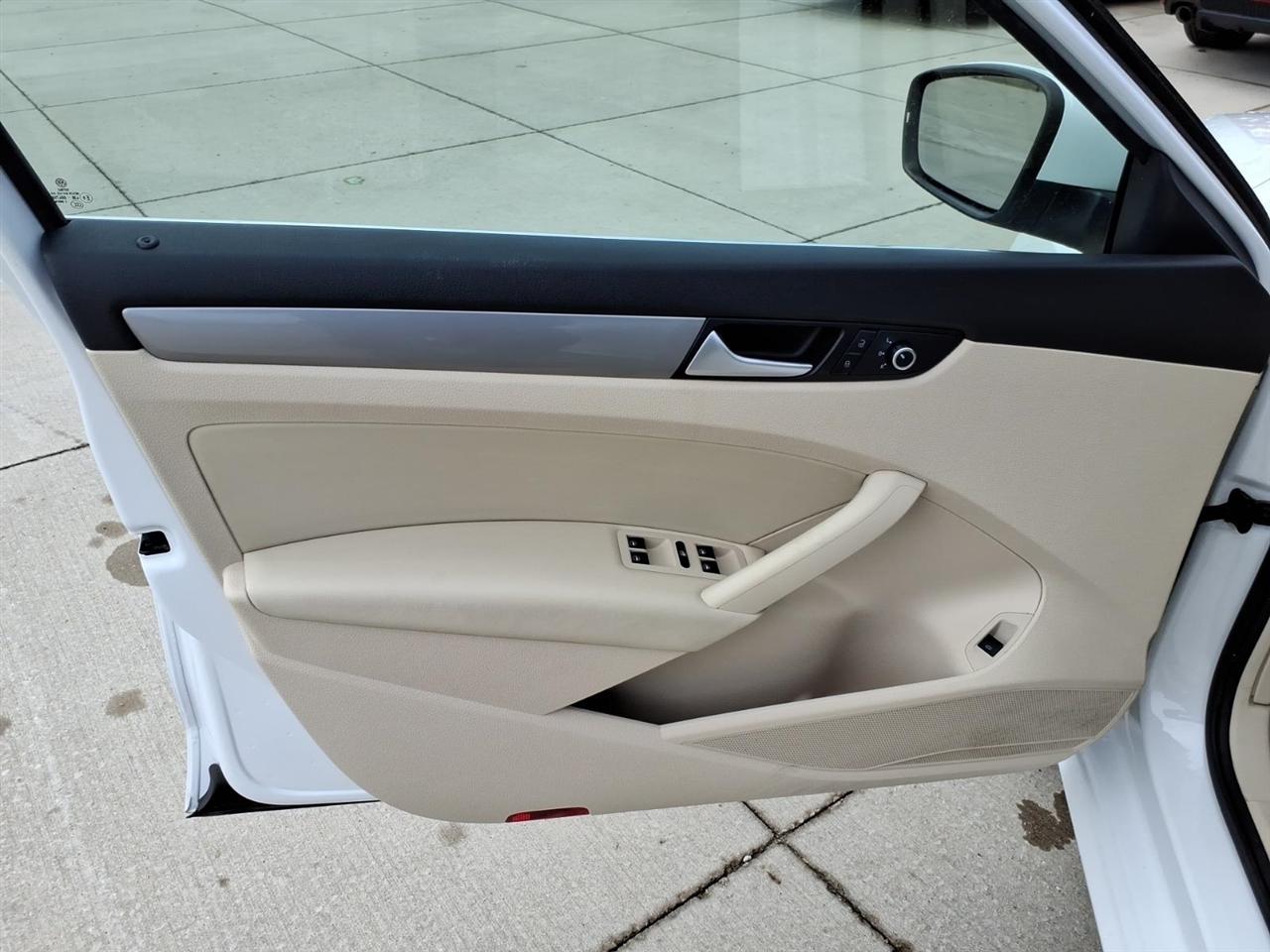 Volkswagen Passat Sport 5M 2015