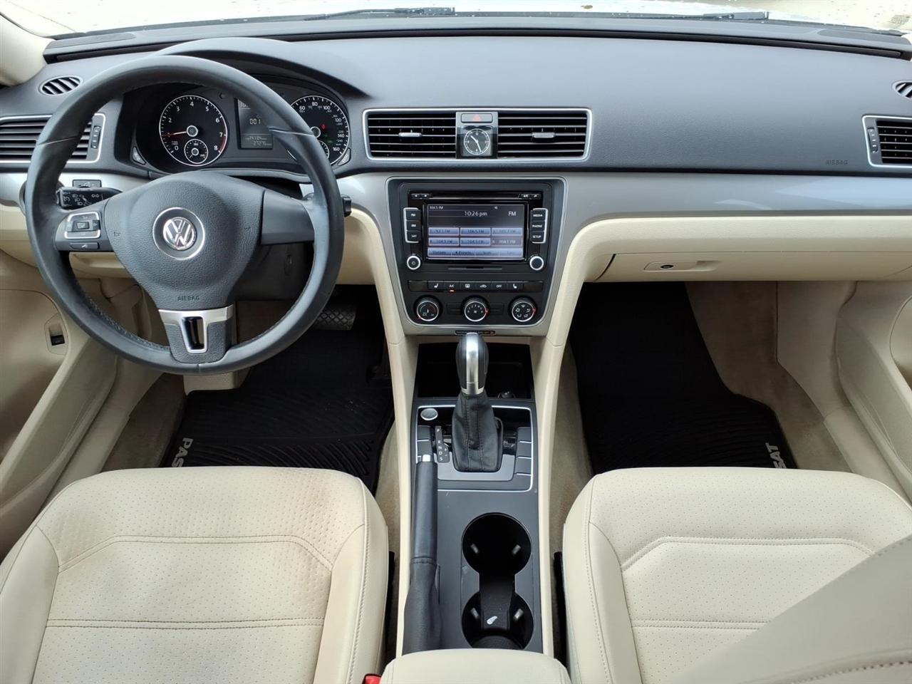 Volkswagen Passat Limited Edition 4D Sedan 2015