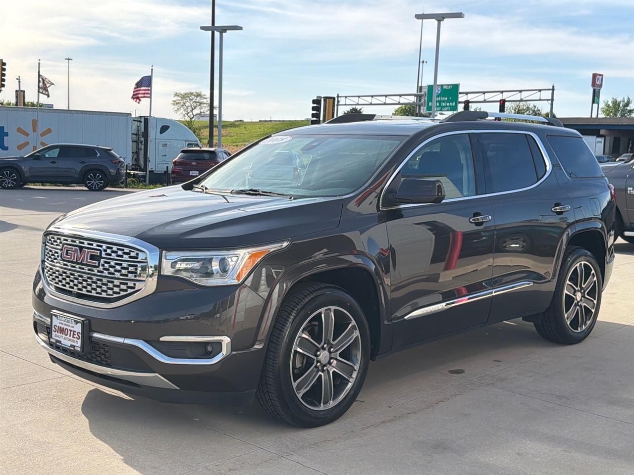 GMC Acadia Denali AWD 2018