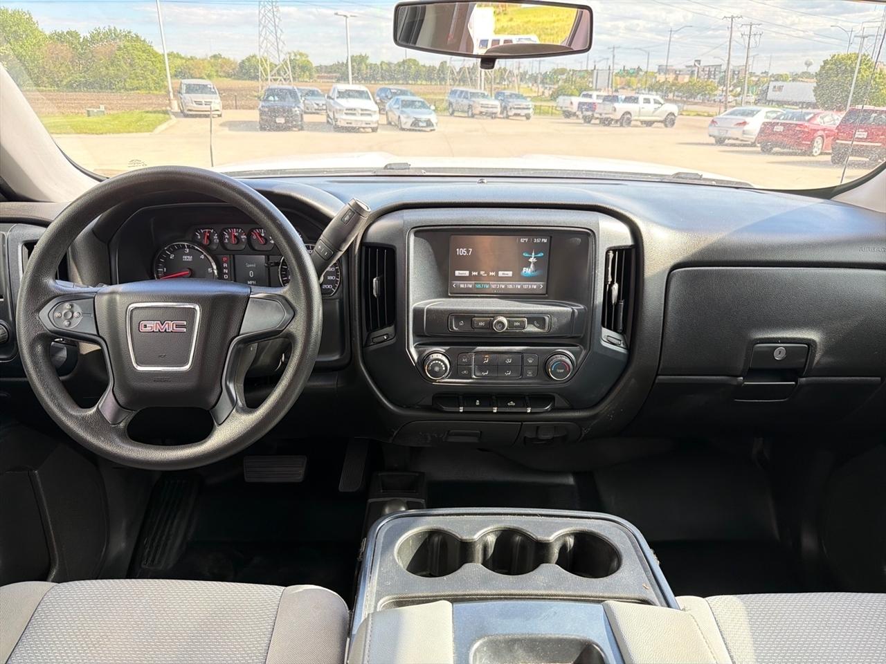 GMC Sierra 1500 Base Crew Cab Long Box 4WD 2018