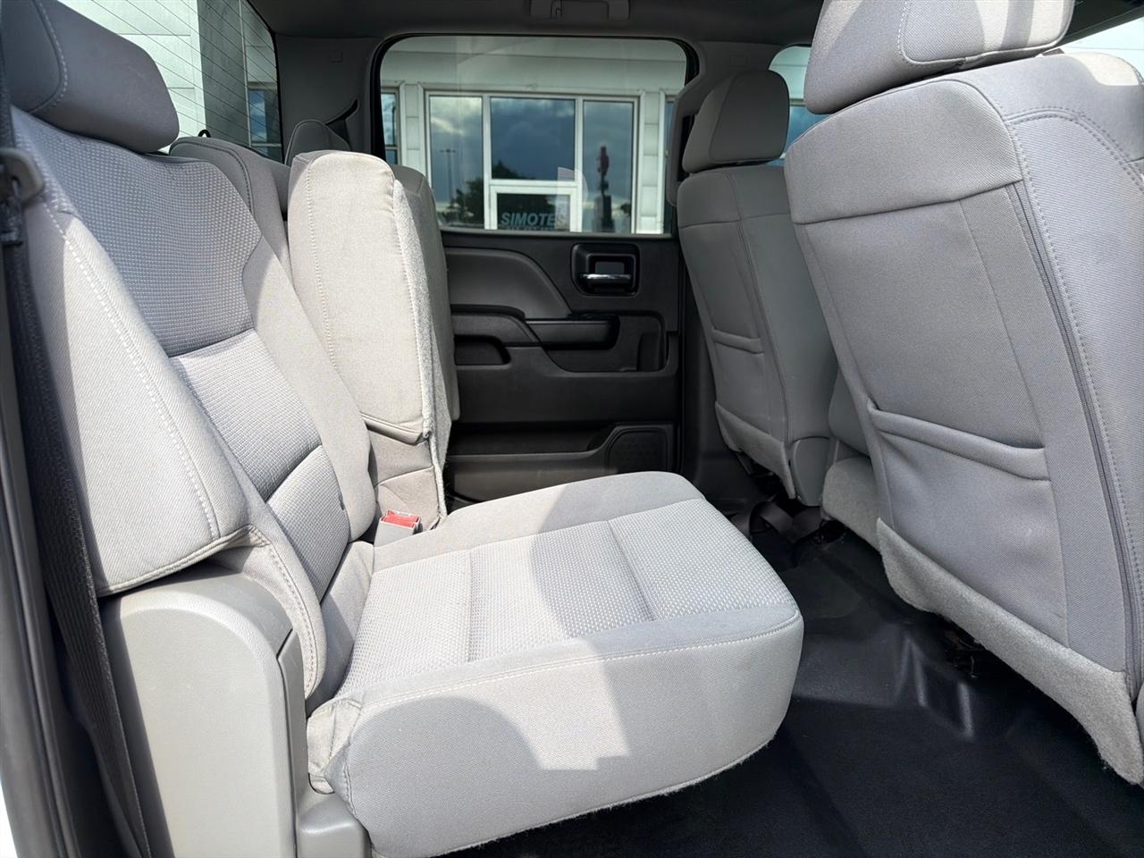 GMC Sierra 1500 Base Crew Cab Long Box 4WD 2018