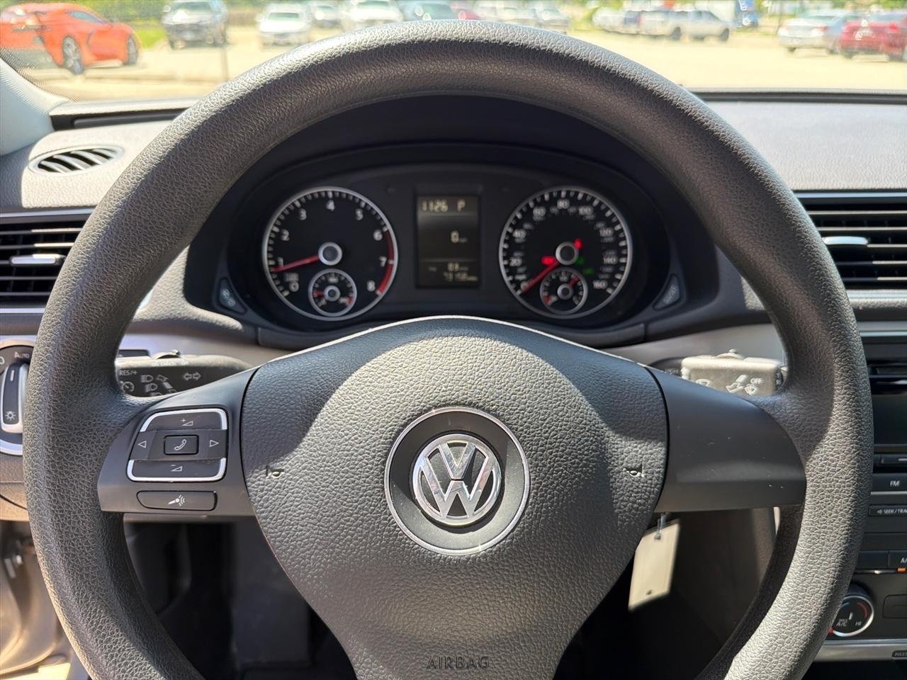 Volkswagen Passat 1.8T Wolfsburg AT 2014