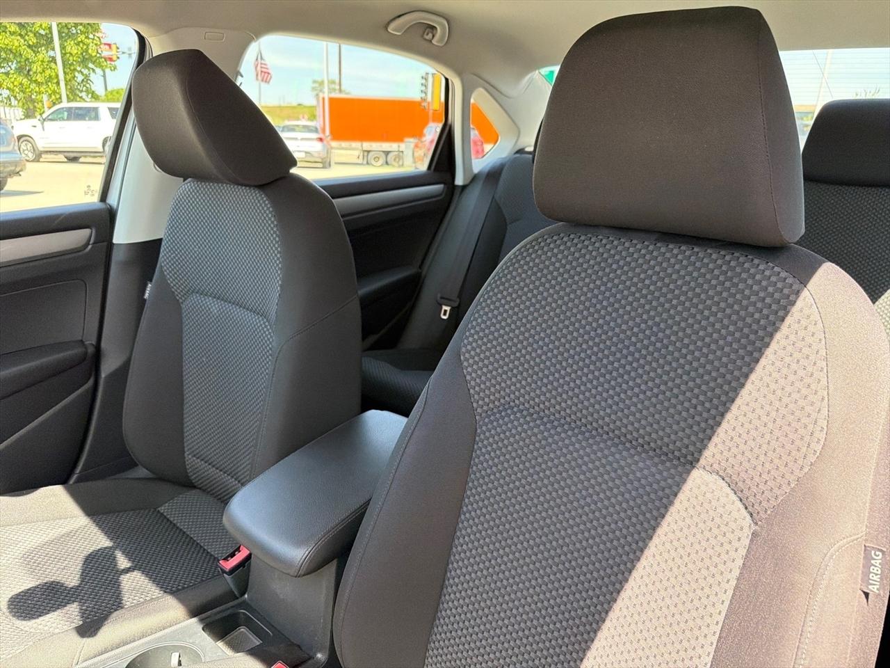 Volkswagen Passat 1.8T Wolfsburg AT 2014