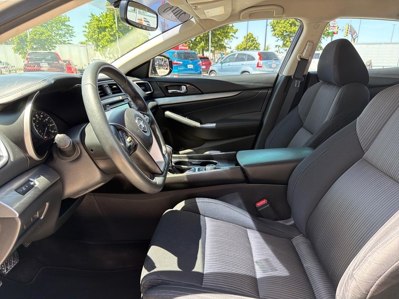 Nissan Maxima 3.5 S 2016