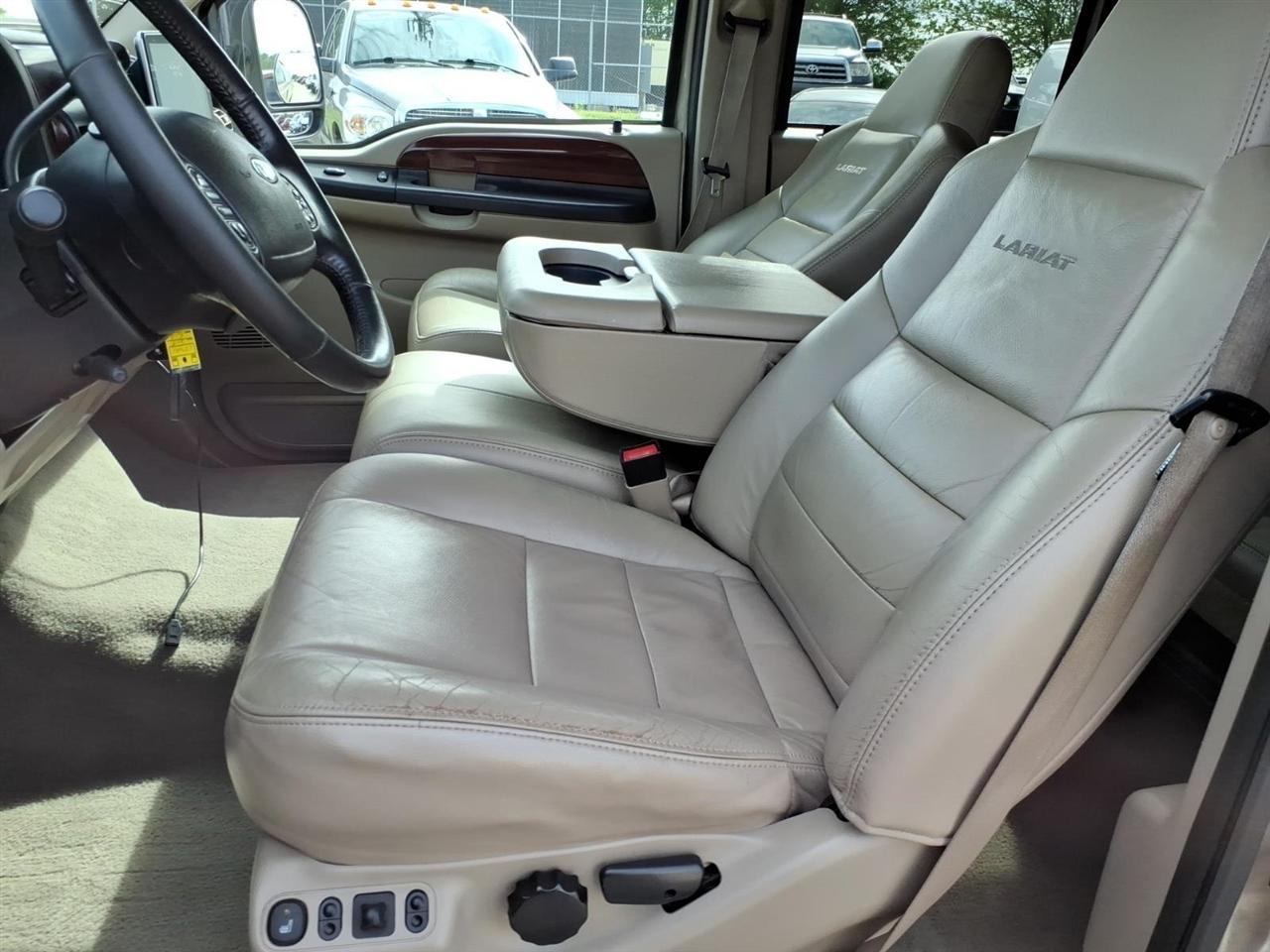 Ford F-350 SD XLT Crew Cab 4WD 2005