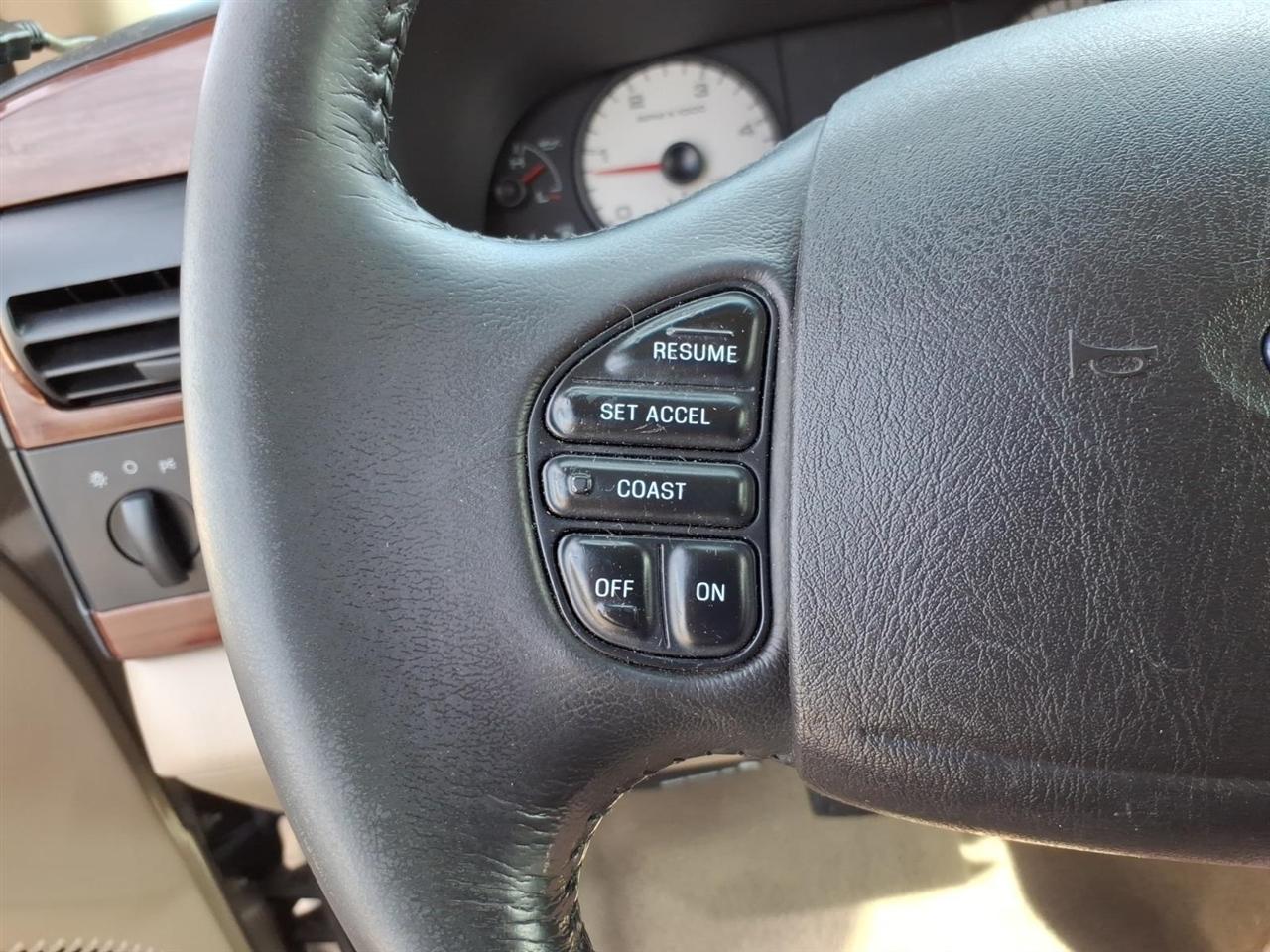 Ford F-350 SD XLT Crew Cab 4WD 2005