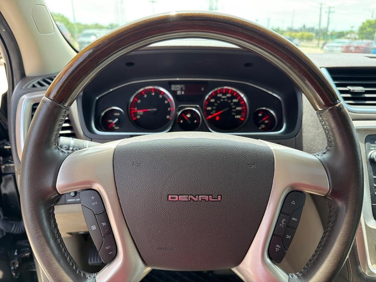 GMC Acadia Denali AWD 2013
