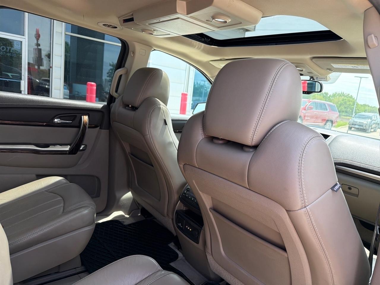 GMC Acadia Denali AWD 2013