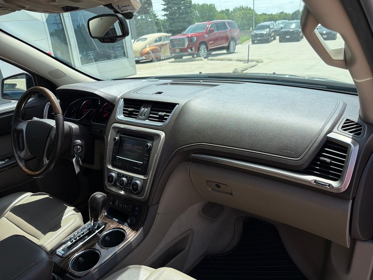 GMC Acadia Denali AWD 2013