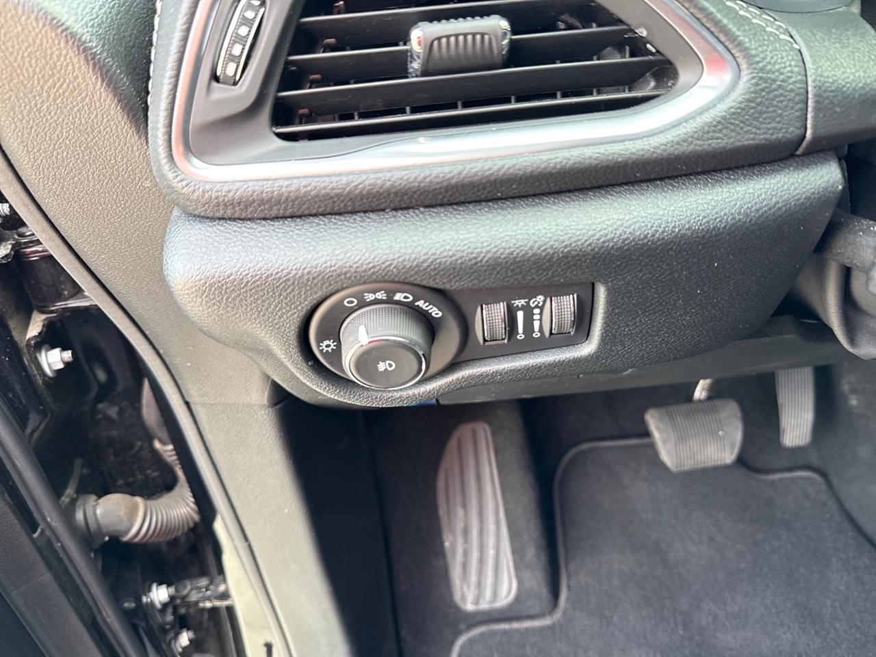 Chrysler Pacifica Limited 2026