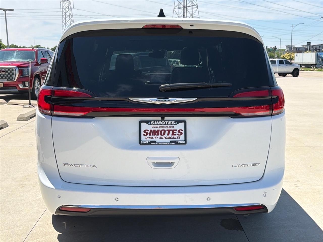 Chrysler Pacifica Limited 2026