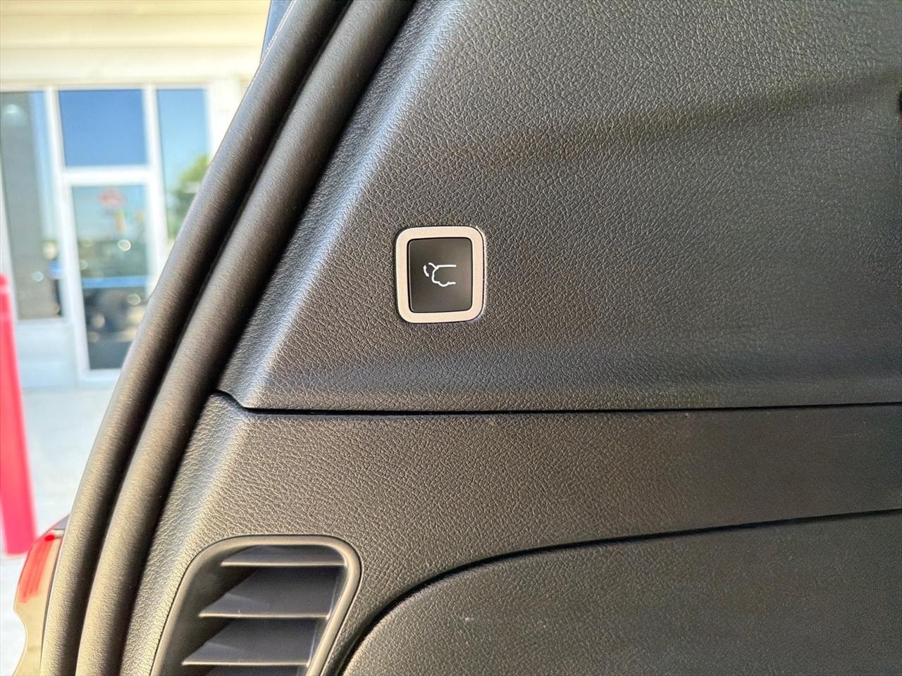 Chrysler Pacifica Limited 2026