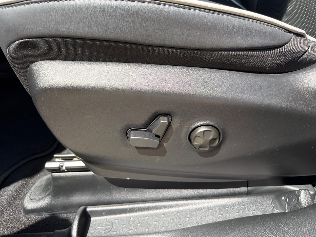 Chrysler Pacifica Limited 2026