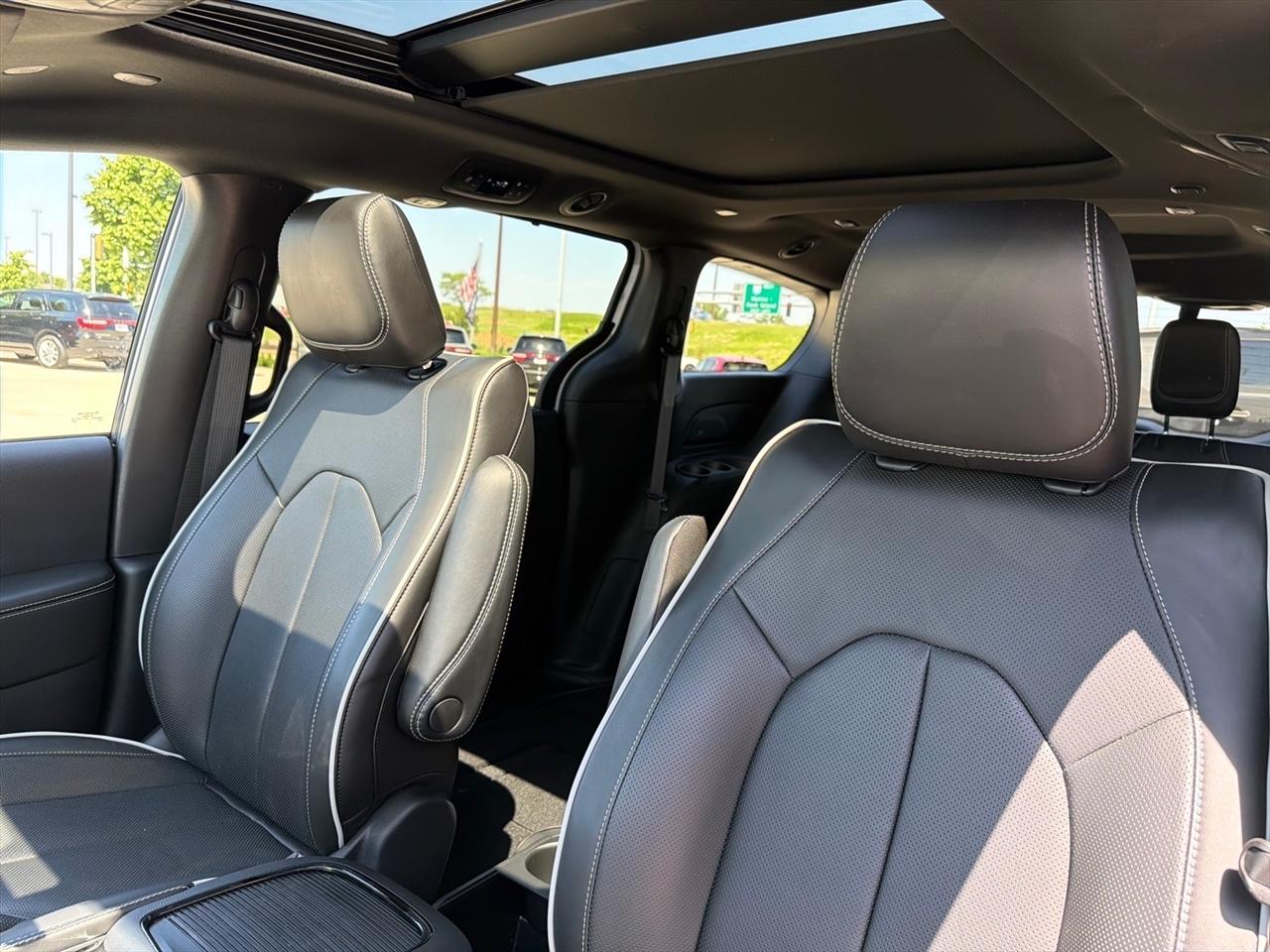 Chrysler Pacifica Limited 2026