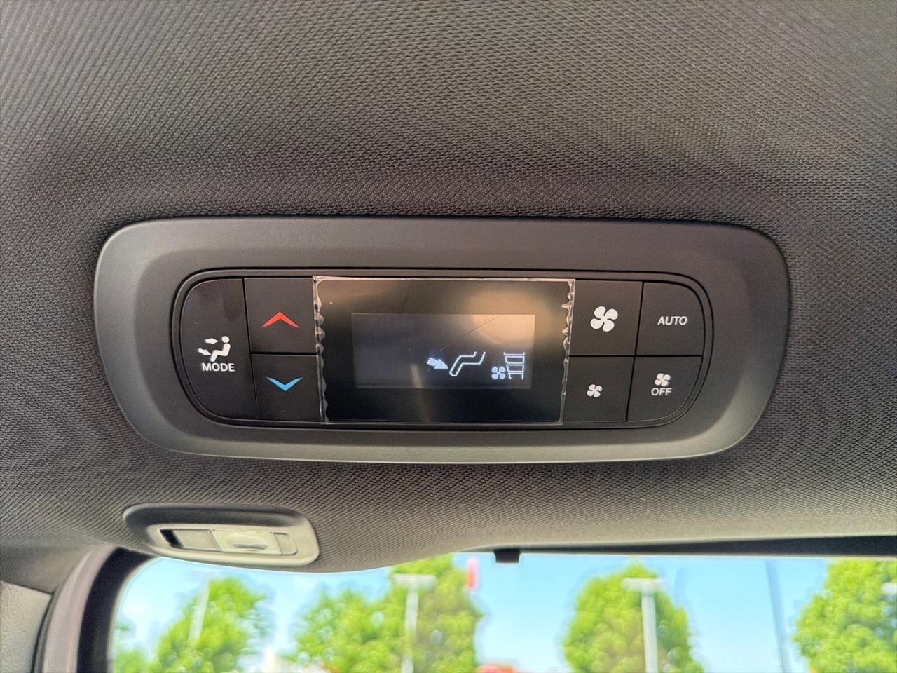 Chrysler Pacifica Limited 2026