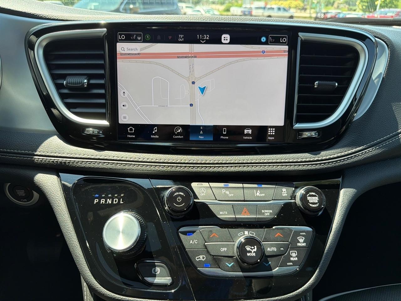 Chrysler Pacifica Limited 2026