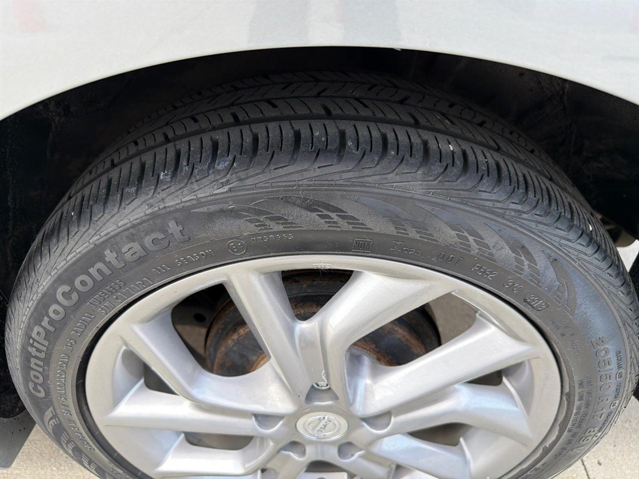 Nissan Sentra  2013