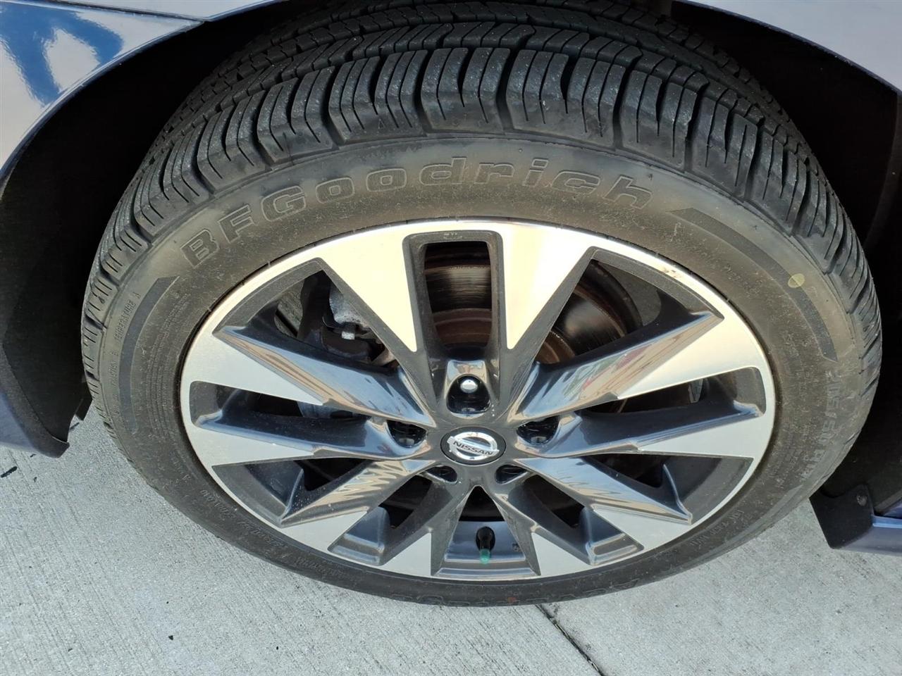 Nissan Sentra SR 2019