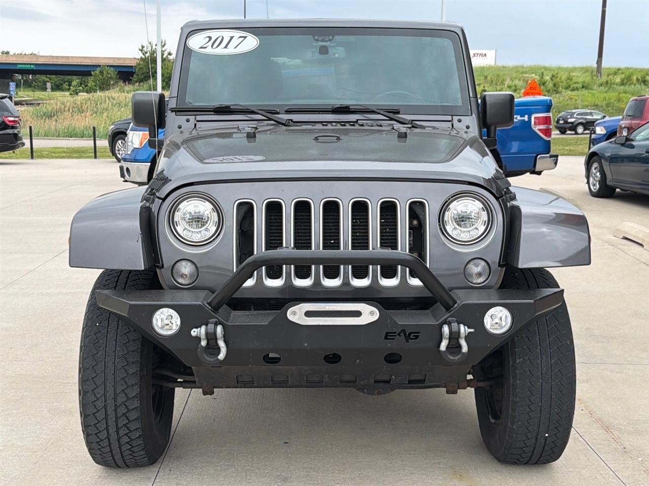 Jeep Wrangler Unlimited Sahara 4WD 2017