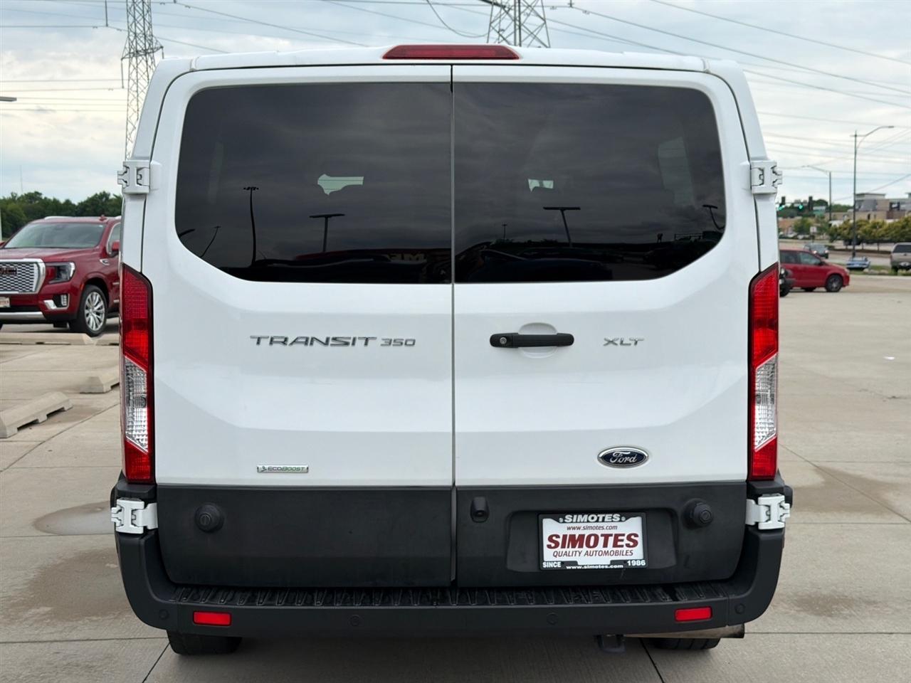 Ford Transit 350 Wagon Low Roof XLT w/Sliding Pass. 148-in. WB 2024