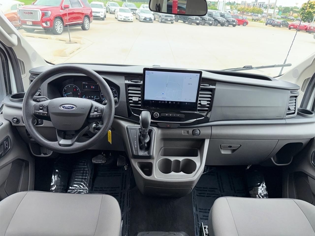 Ford Transit 350 Wagon Low Roof XLT w/Sliding Pass. 148-in. WB 2024