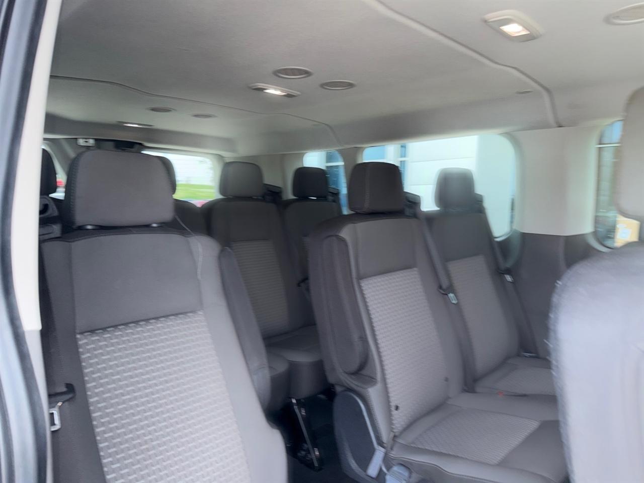 Ford Transit 350 Wagon Low Roof XLT w/Sliding Pass. 148-in. WB 2024