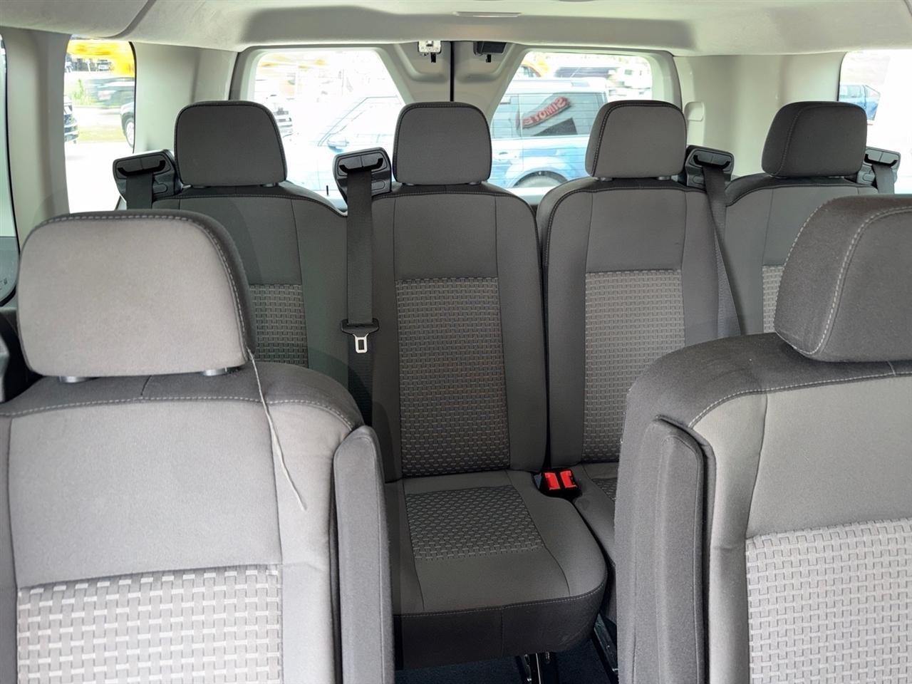 Ford Transit 350 Wagon Low Roof XLT w/Sliding Pass. 148-in. WB 2024