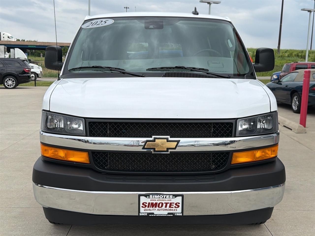 Chevrolet Express LT 3500 Extended 2025