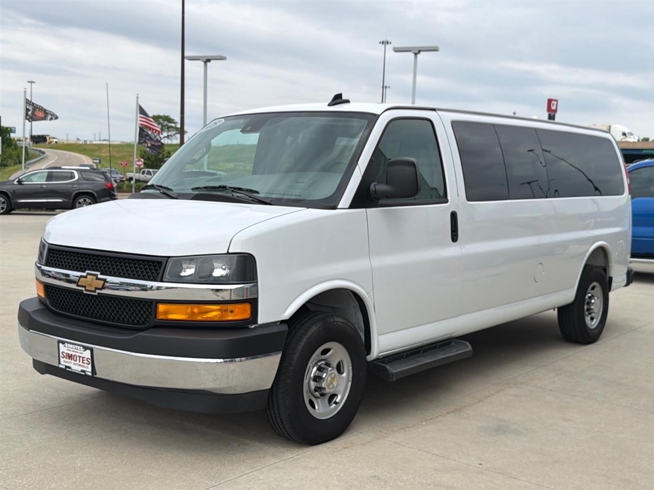Chevrolet Express LT 3500 Extended 2025