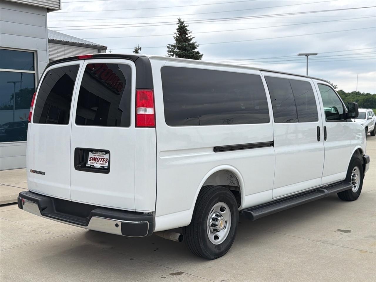 Chevrolet Express LT 3500 Extended 2025