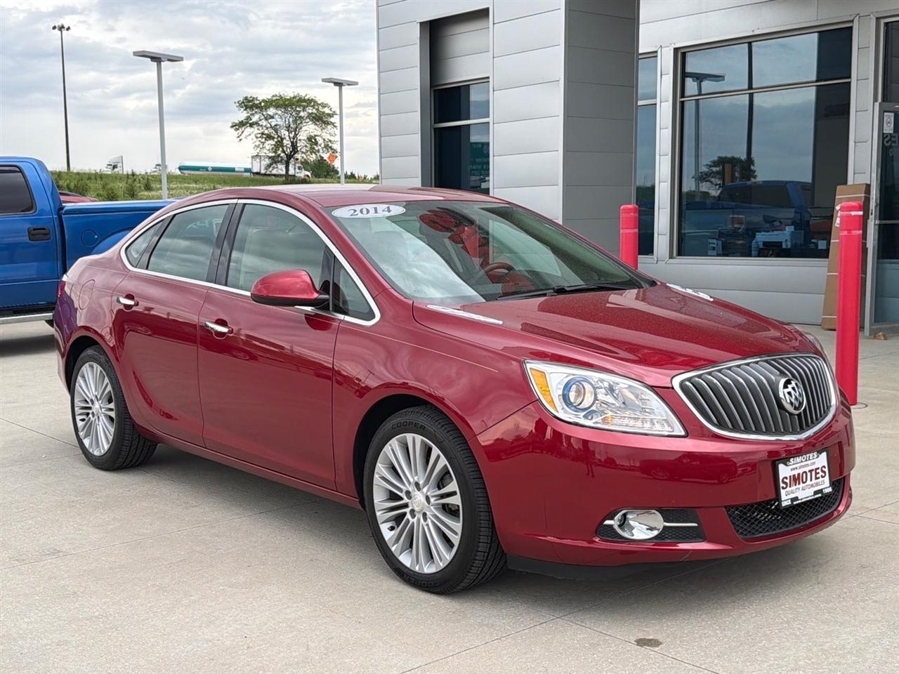 Buick Verano Base 2014