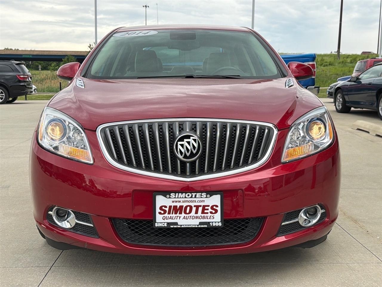 Buick Verano Base 2014
