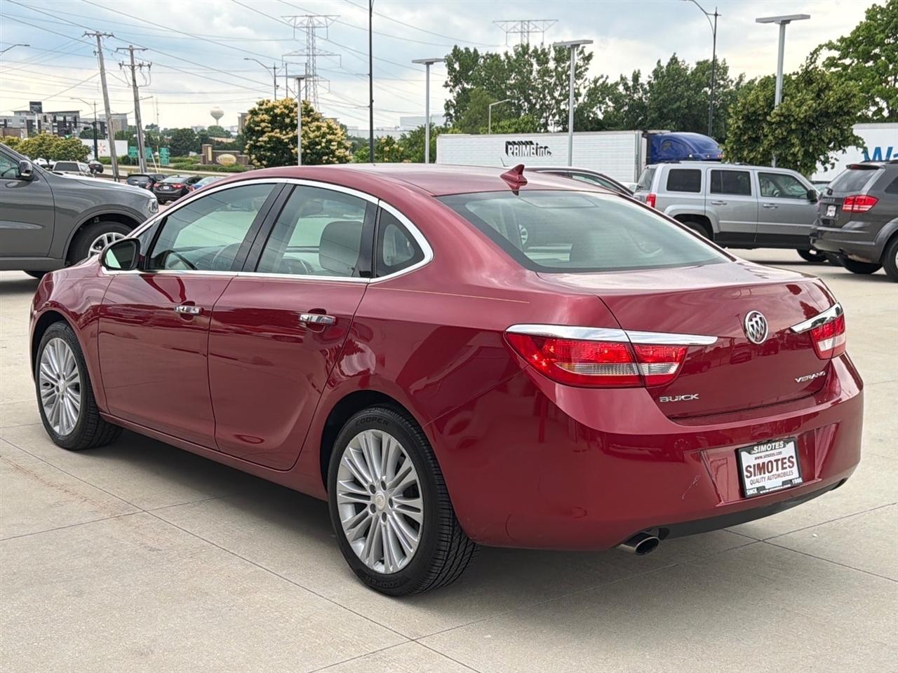Buick Verano Base 2014